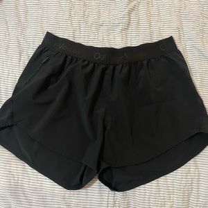 Outdoor Voices Relay 3” Short Black